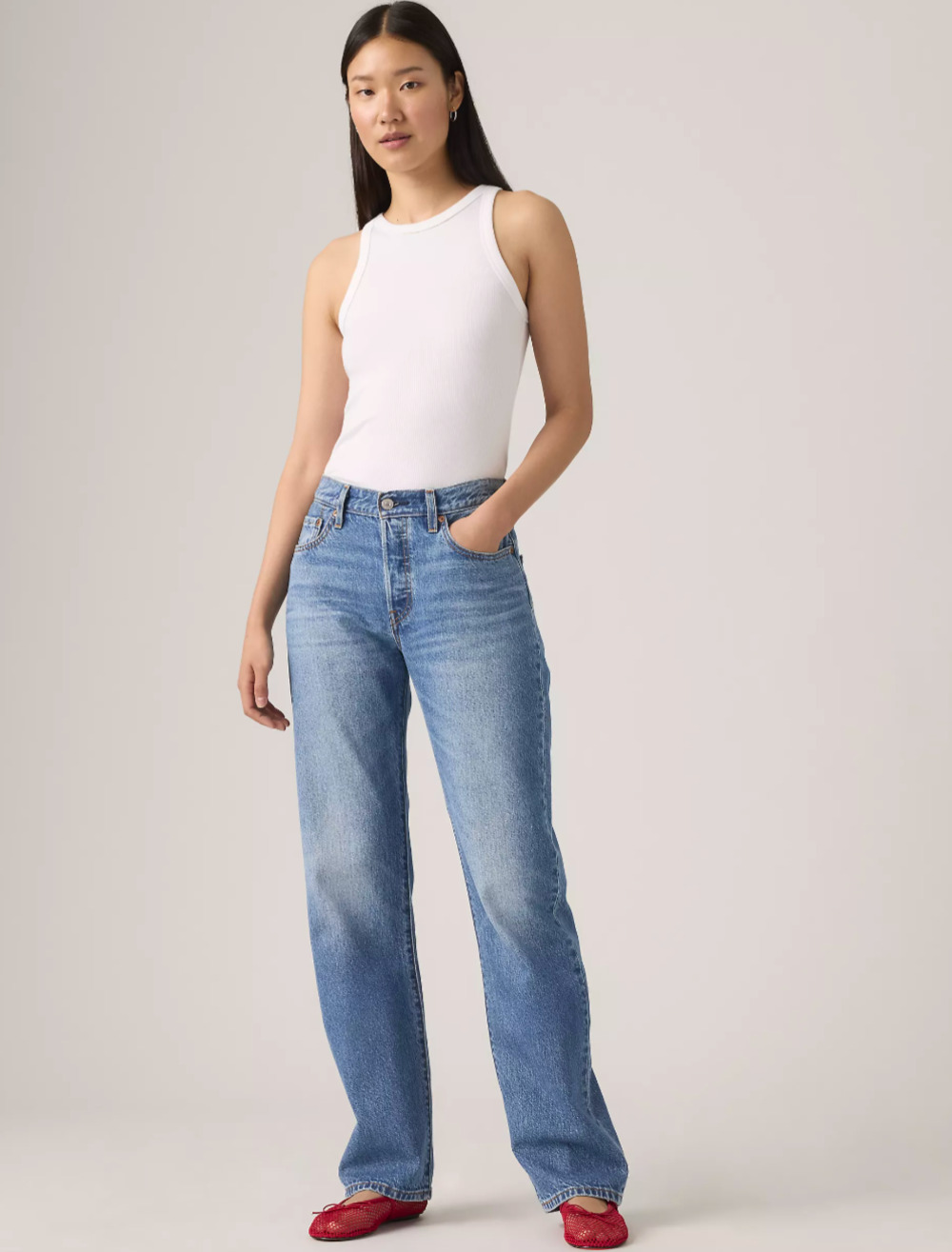 Levi's Women's Straight Leg Jeans in Light Blue Wash